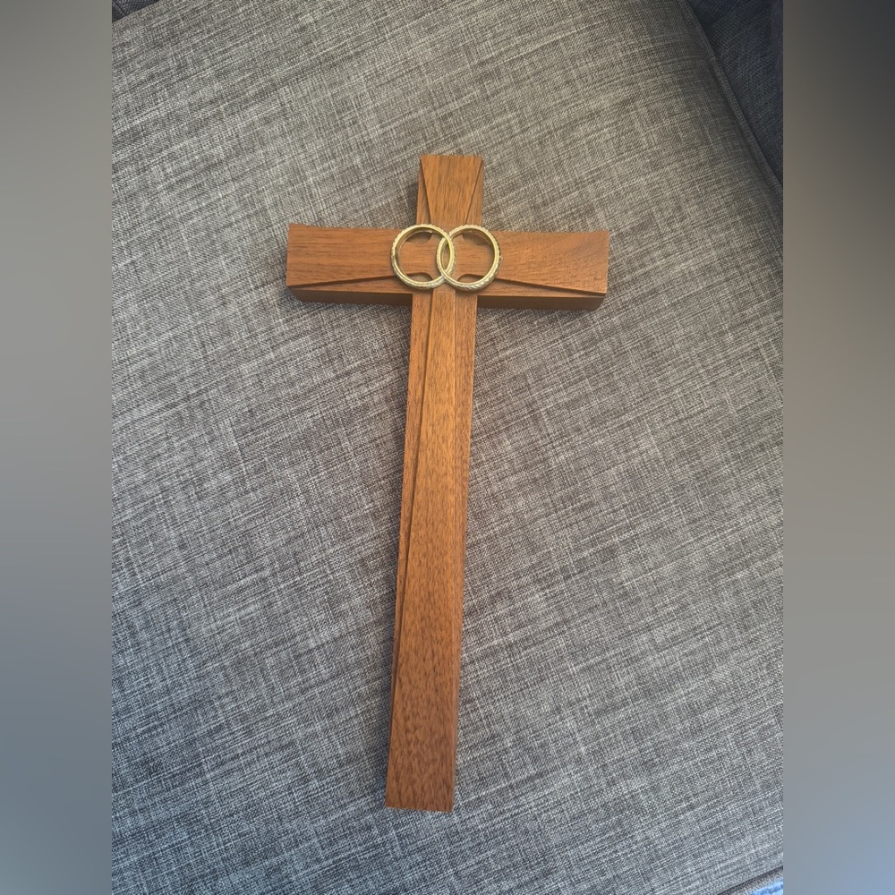 Brown wooden wedding cross with family tree hidden in the back